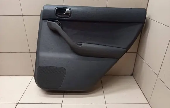 Audi A3 S3 8L Rear door card trim 