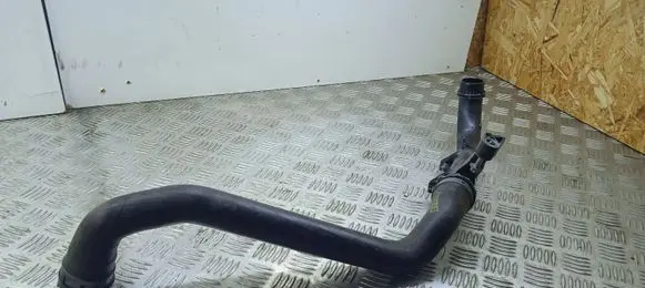 Mercedes-Benz E W213 Engine coolant pipe/hose A2135010182