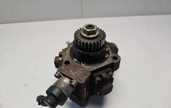 Renault Trafic II (X83) Fuel injection high pressure pump 8200679828 0445010170 8200690744
