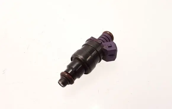 Volvo S40, V40 Fuel injector 9125118
