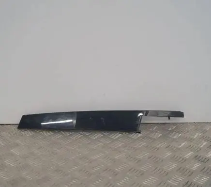 Audi A4 S4 B9 8W Front door glass trim molding 8W0837902