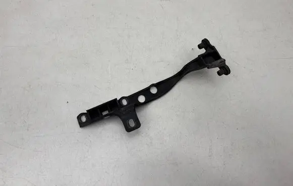 Volkswagen Touareg I Headlight/headlamp mounting bracket 7L0805734