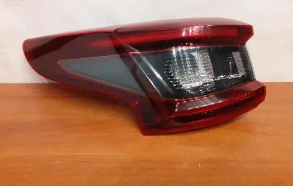 Nissan Qashqai Rear/tail lights 26555HP00A 26555HV00A