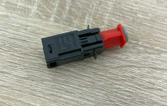 Opel Signum Brake pedal sensor switch 55701395 13178792