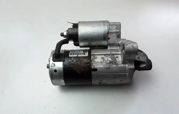 Mazda 6 Starter motor M000T89281