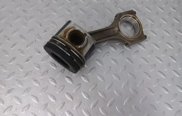 BMW 5 GT F07 Piston with connecting rod 11248508023 11257805329 8508023