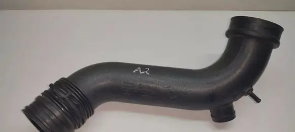 Air intake hose/pipe