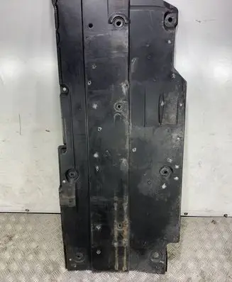 Toyota Prius (XW50) Center/middle under tray cover 5816647030