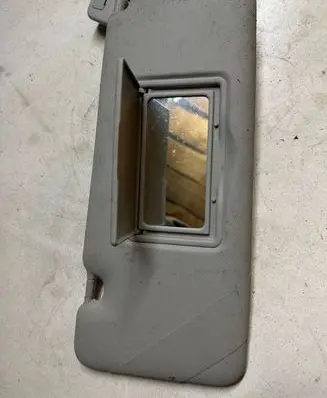 Renault Clio IV Sun visor 568142041