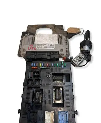 Peugeot 307 Engine control unit/module 9663394680