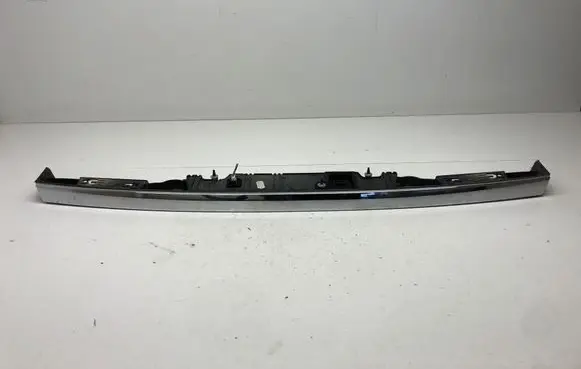 BMW 7 F01 F02 F03 F04 Trunk door license plate light bar 7200035