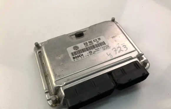 Volkswagen PASSAT B5.5 Other control units/modules 038906019DM