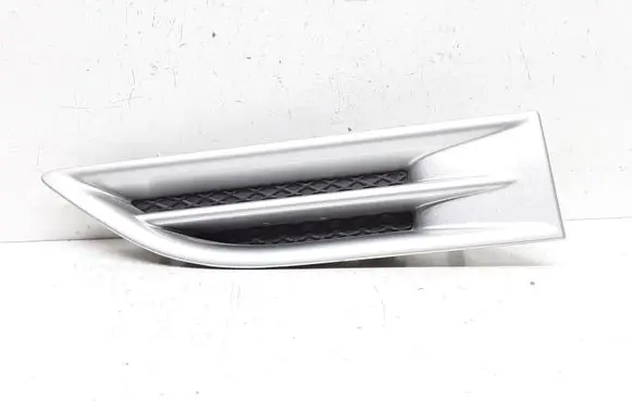 Ford Kuga I Fender grill 8V4116C217AB