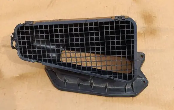 Audi A4 S4 B8 8K Air intake duct part 8K1819904A