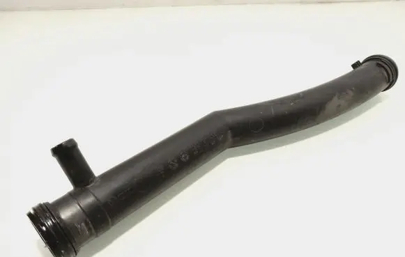 Volkswagen Golf Plus Engine coolant pipe/hose 03C121065B