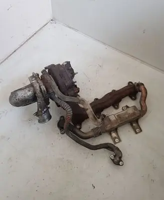 Toyota Corolla Verso E121 Turbo E1151V4 0A0466
