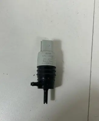 BMW 3 F30 F35 F31 Windscreen/windshield washer pump 7298309