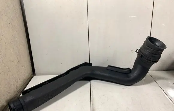 Volkswagen Golf IV Intercooler hose/pipe 1J0145762P