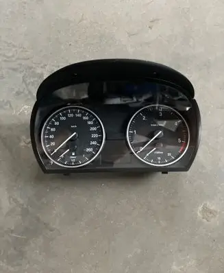 BMW 3 E90 E91 Speedometer (instrument cluster) 9220963 601229321 14369510