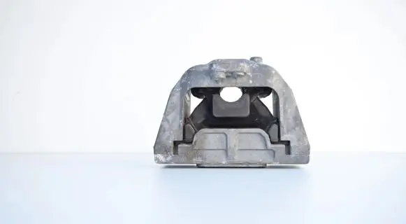 Audi A3 S3 8L Engine mount bracket 1J0199262BF