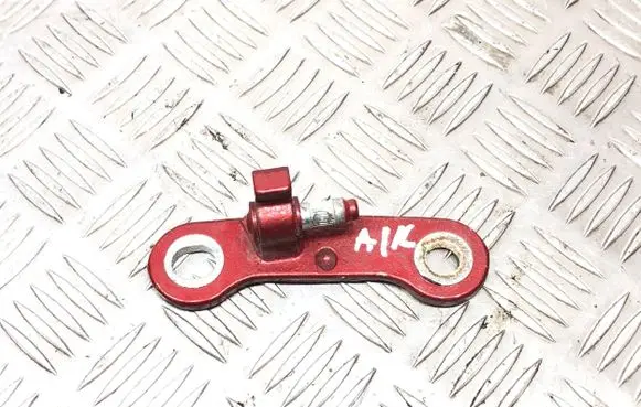 Opel Vectra C Rear door lower hinge BL281