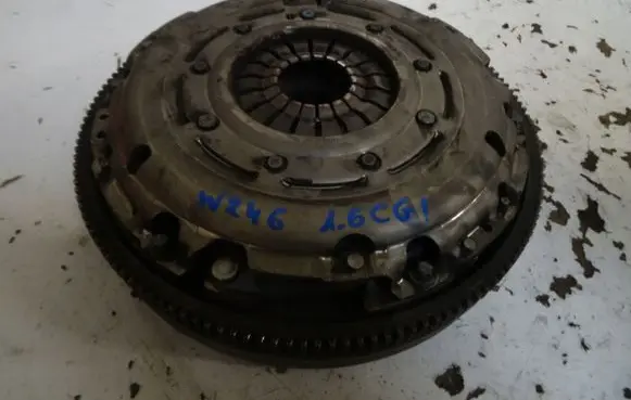 Mercedes-Benz B W246 W242 Flywheel DW246