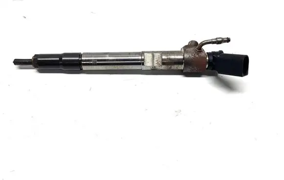 KIA Sportage Fuel injector 338002U000