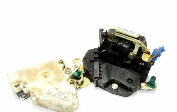 Nissan Almera N16 Front door lock 8055261U66