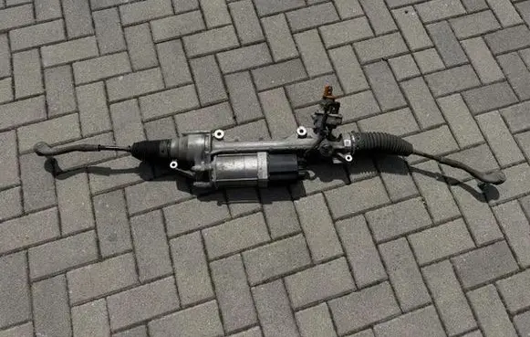 Mercedes-Benz E C207 W207 Steering rack 2074604000 A2074604000
