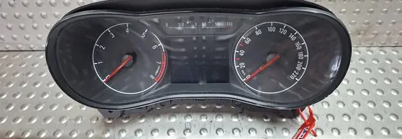 Opel Corsa E Speedometer (instrument cluster) S25053871 13499775