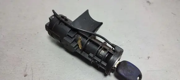 Fiat Punto (188) Ignition lock B365