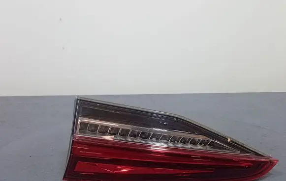 Skoda Octavia 985 Rear/tail lights 5E6945308A