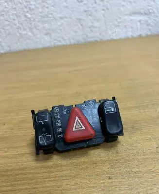 Mercedes-Benz E W210 Hazard light switch 2108208010 D8187