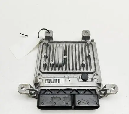 Mercedes-Benz CLS C218 X218 Engine control unit/module A6519007500 A0064461540