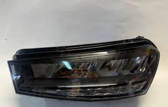 Skoda Fabia Mk4 (6VA) Headlight/headlamp 6VB941015