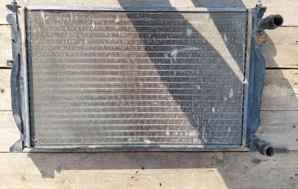 Audi A4 S4 B5 8D Coolant radiator 8D0121251Q