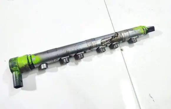 BMW 5 E60 E61 Fuel main line pipe 0445214184 780912902