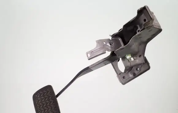 Lexus RX 450H Brake pedal