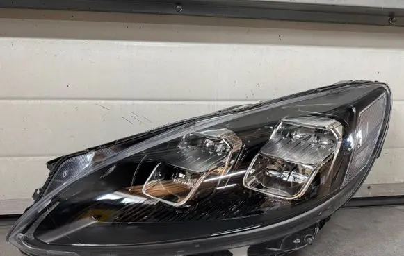 Ford Kuga III Headlight/headlamp LV4B13E015FE