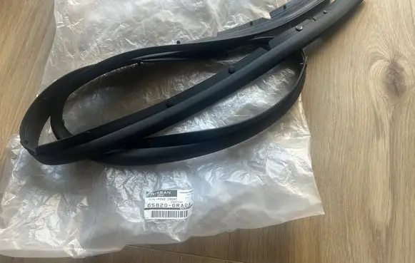 Nissan X-Trail T33 Engine compartment rubber 658206RA0A