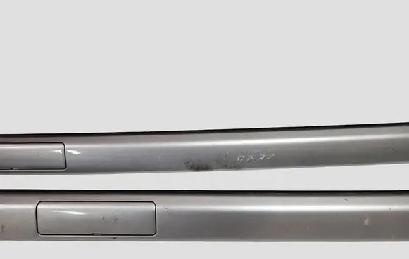 Toyota Avensis T270 Roof bar rail