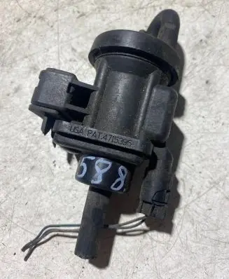 Mercedes-Benz ML W163 Turbo solenoid valve A0005450427