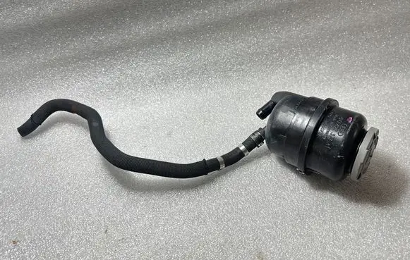 Audi A6 S6 C6 4F Power steering fluid tank/reservoir 4F0422373A