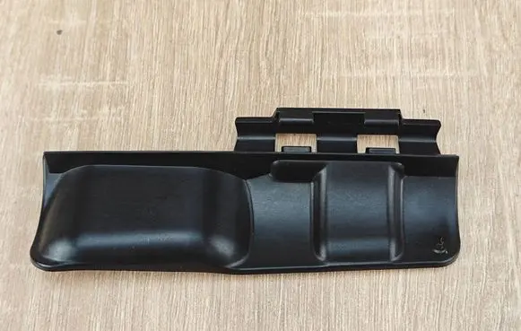BMW 4 G22 G23 G24 G26 Battery box tray cover/lid 9871524