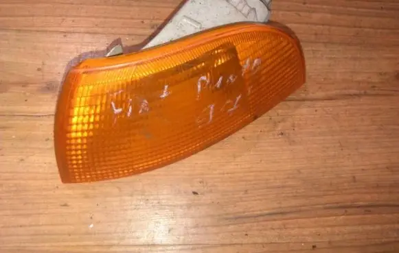 Fiat Punto (176) Front indicator light 46402658
