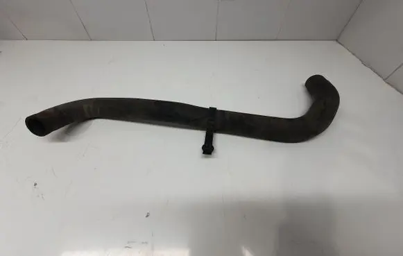 Chrysler Grand Voyager IV Engine coolant pipe/hose
