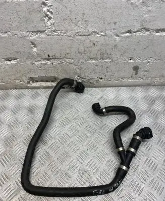 Coolant pipe/hose