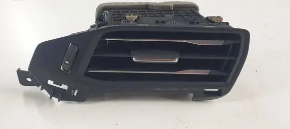 Ford Focus Dash center air vent grill JX7B19893