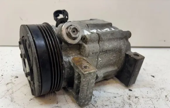 Subaru Forester SH Air conditioning (A/C) compressor (pump) 73111FG002 Z0011100A 9910103985