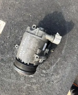 Opel Astra H Air conditioning (A/C) compressor (pump) 13124751 383601234 02165084151